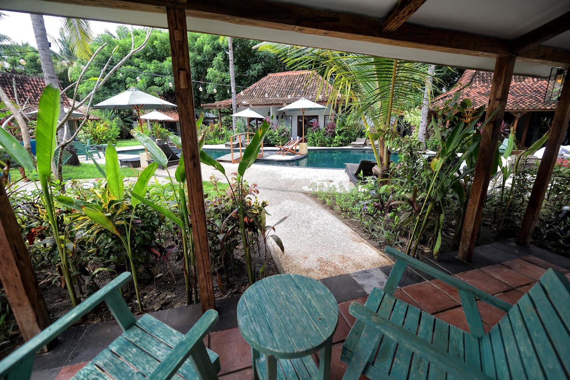 Coconut Garden Resort Gili Trawangan Exterior photo